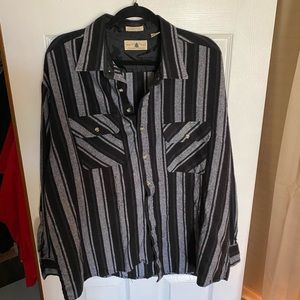 Northwest Button Up